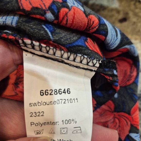 Shein Women's Red & Blue Poly Floral Dolman Sleeve Top - Picture 9 of 10